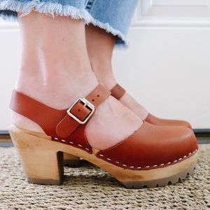 Mia Abba clogs, brand new in box! Size 9